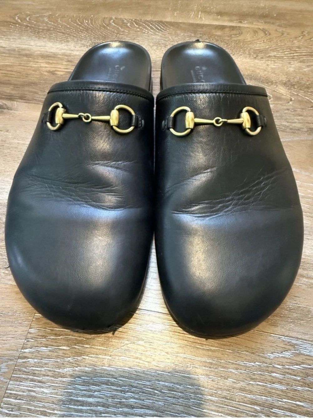 GUCCI leather Black Leather Slip-On Mules Clogs with Gold Horsebit - Picture 1 of 6
